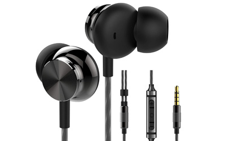 Betron BS10 Auriculares con aislamiento de ruido, con micrófono y control de volumen, potente sonido de graves